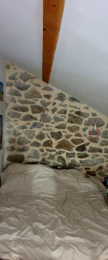 Apartmán L'Huile Et L'Eau Antraigues Exteriér fotografie